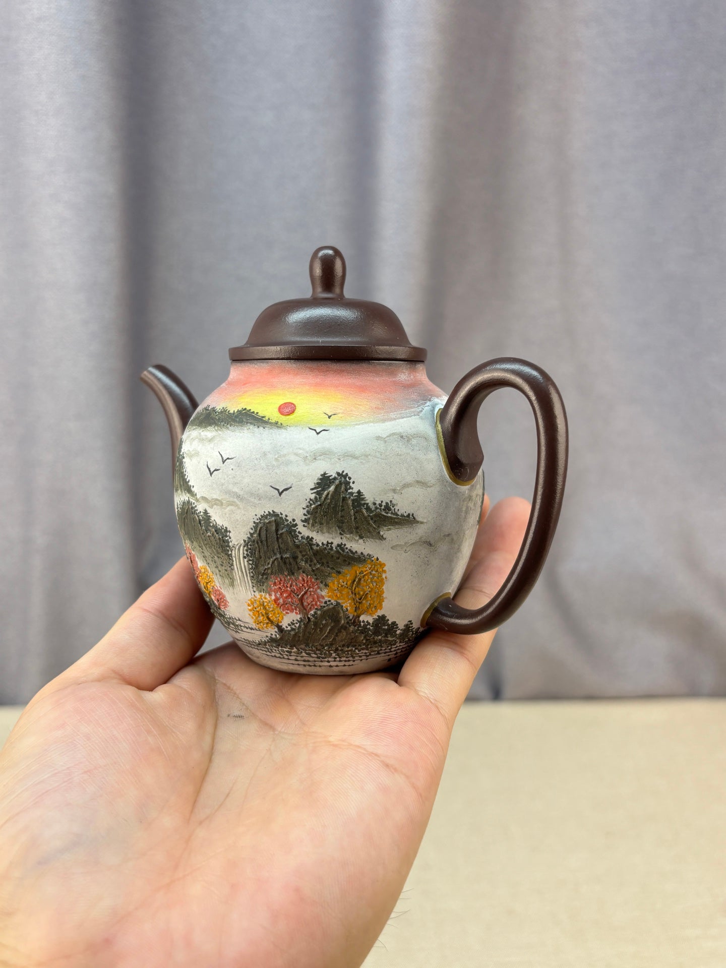 程辉大师《宫灯》收藏级重器 原矿极品紫泥·260cc
