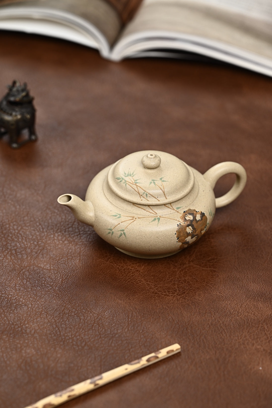 特惠· 『扁灯』 泥绘·本山绿·容量230cc·7孔出水·内推网孔