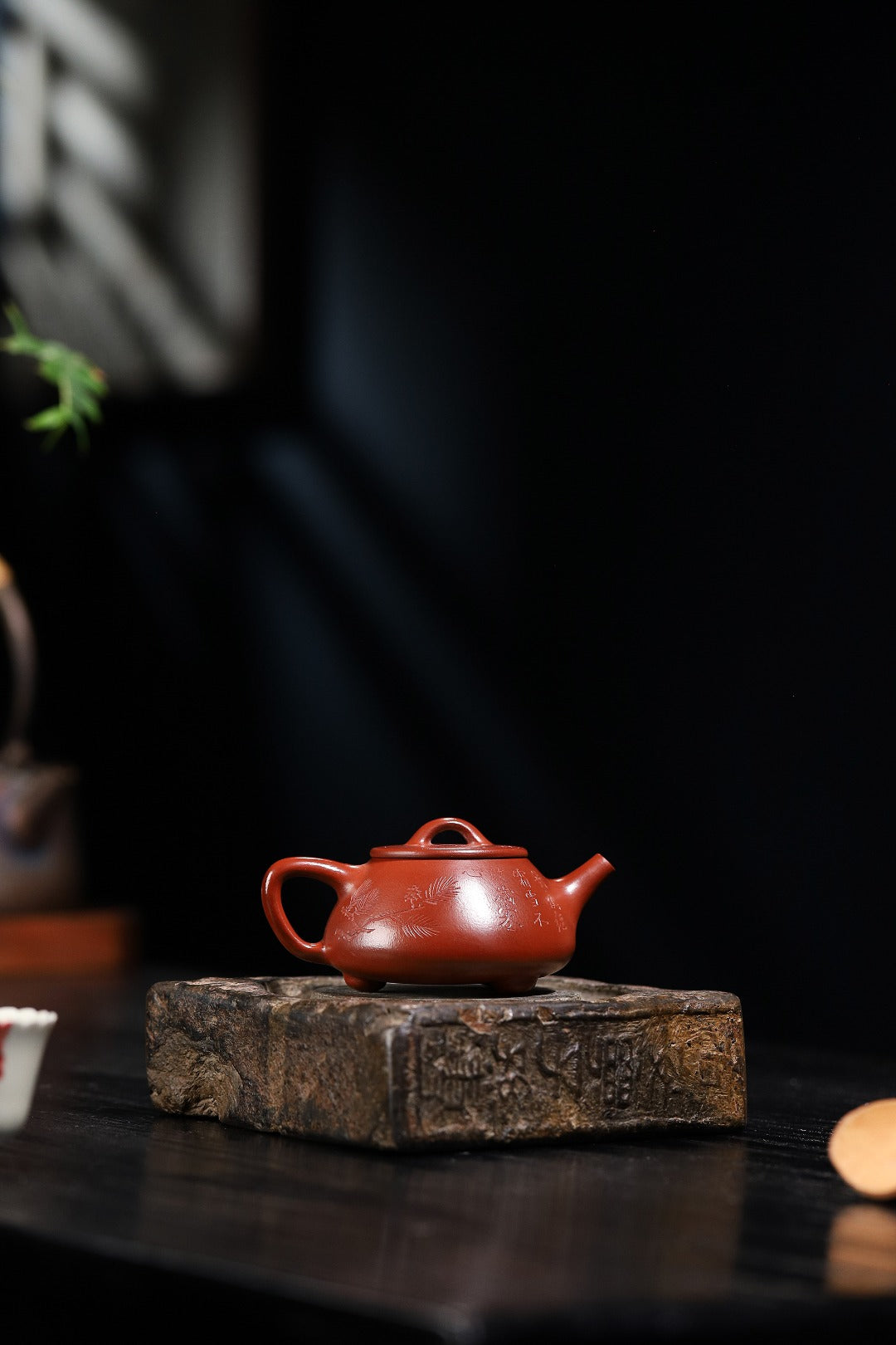 【子冶石瓢】 制壶 陈老师(国家级工艺美术师) 泥料原矿大红袍