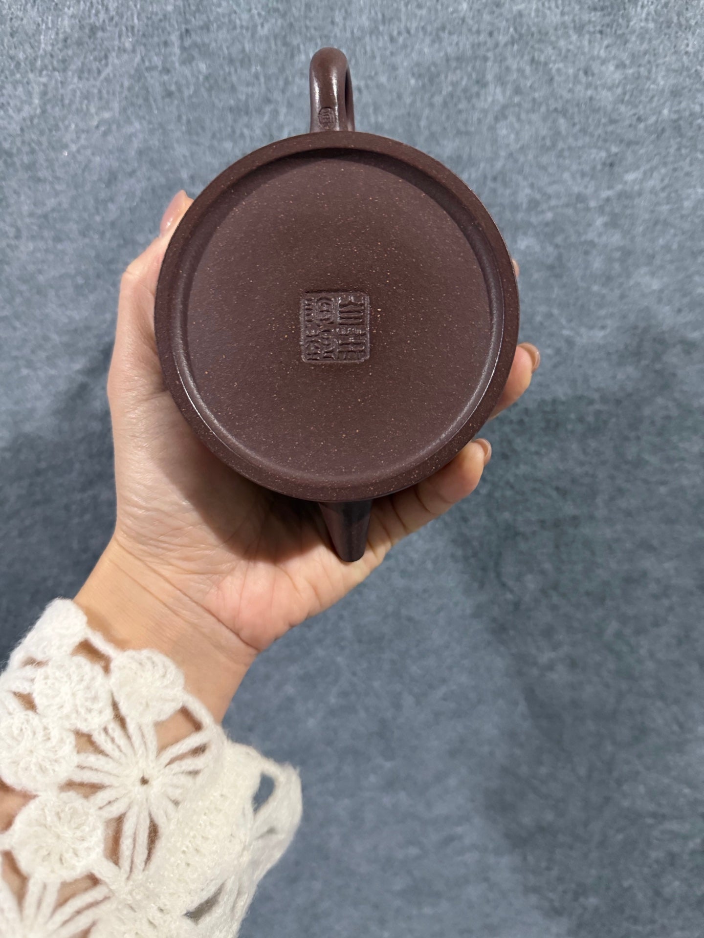 黄自英 江苏省工艺美术名人 研究员级高级工艺美术师 【汉瓦】 老紫泥