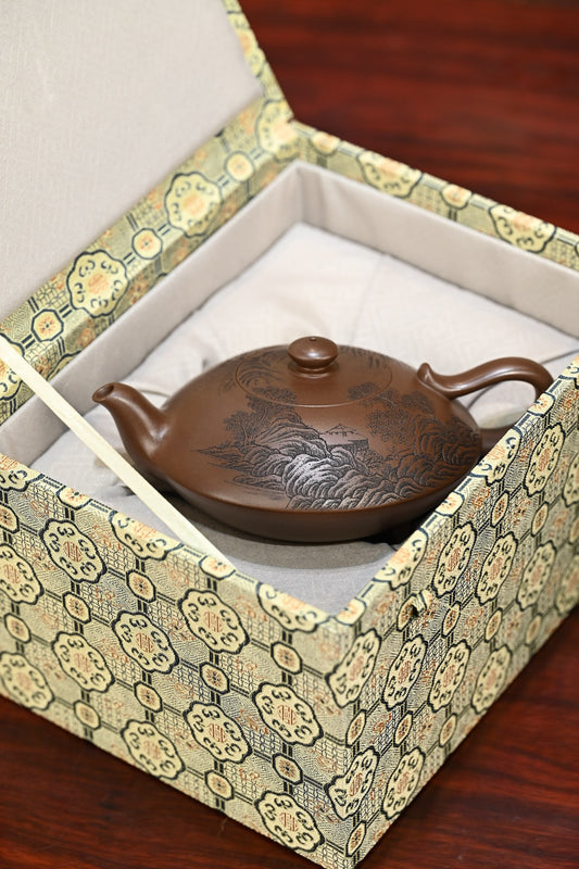 陇月·全手工 (省大师桑黎兵刻绘+双证书)容量400cc 特级紫泥