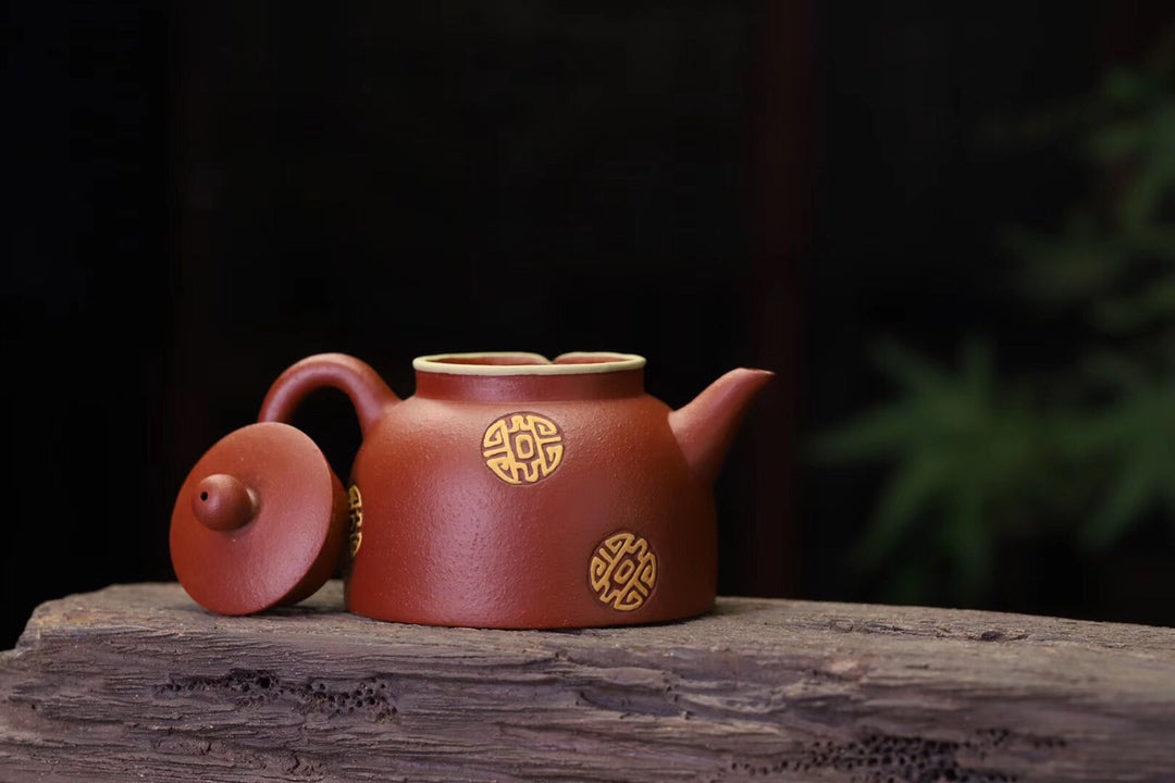 《唐装》原矿朱泥(泥中极品,表面形成特有的水纹,油性足,泡养易包浆)260cc