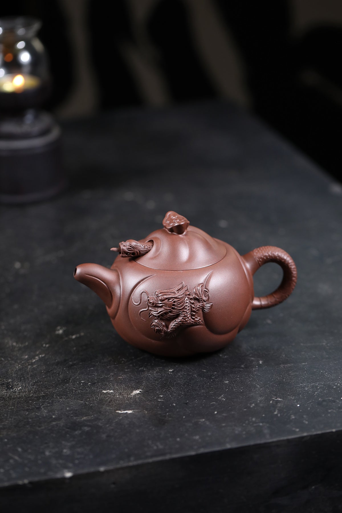 研高经典之:云龙 泥料:紫泥 容量:320CC 作者:韩小虎 研究员级高级工艺美术师