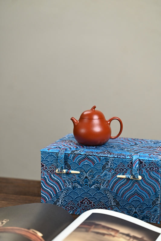 新品· 『茄瓜』 极品皱皮朱泥·容量150cc·7孔出水·内推·孙建芳(国家级工艺美术师)