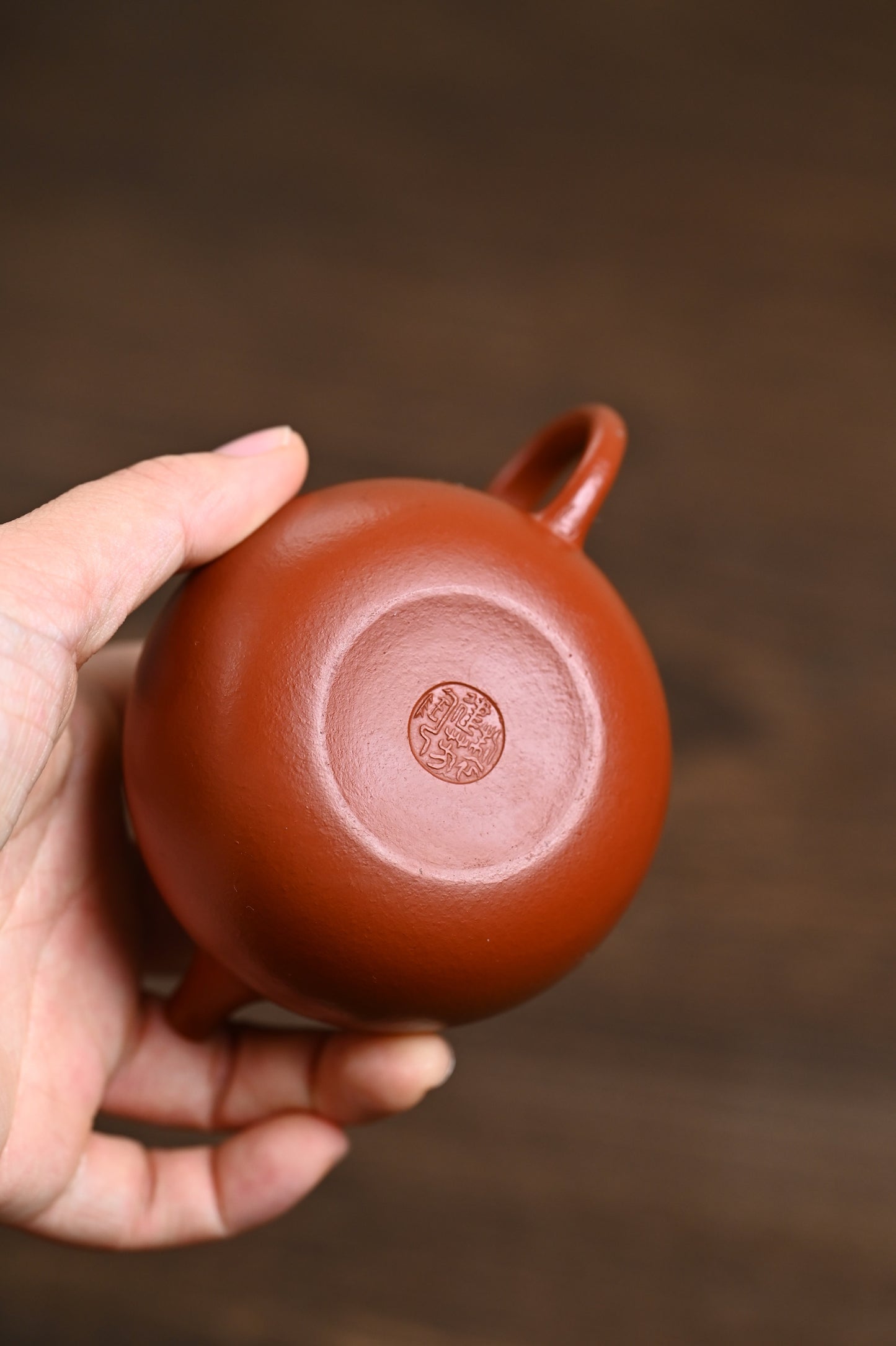 新品· 『茄瓜』 极品皱皮朱泥·容量150cc·7孔出水·内推·孙建芳(国家级工艺美术师)