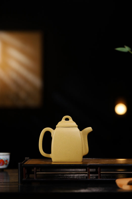 【汉方】 制壶 刘彩萍(国家级工艺美术师) 原矿黄段泥 容量 280cc