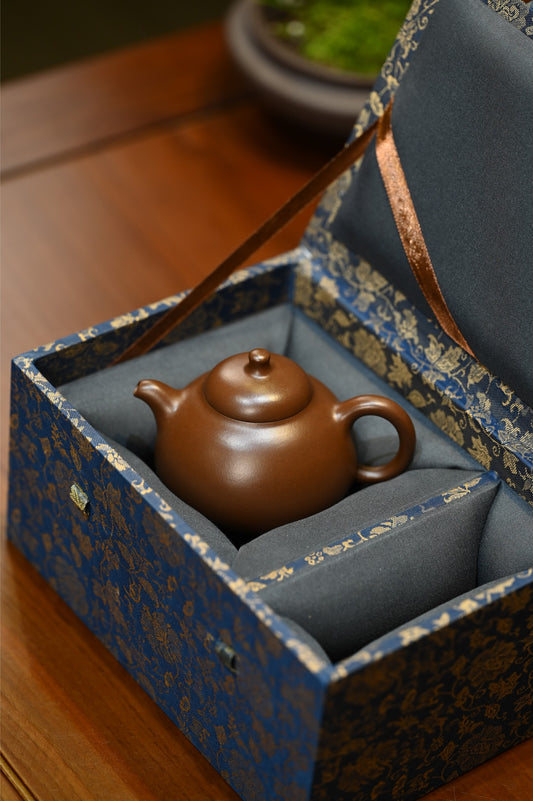 三足乳鼎 容量150cc/家藏紫泥