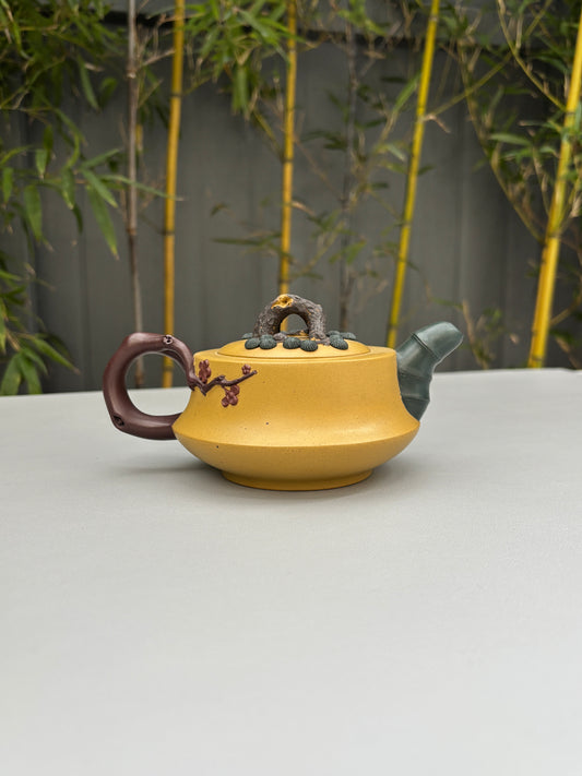 紫砂七老花器泰斗蒋蓉唯一传人·蒋艺华制【岁寒三友壶】原矿极品黄金段泥·220cc