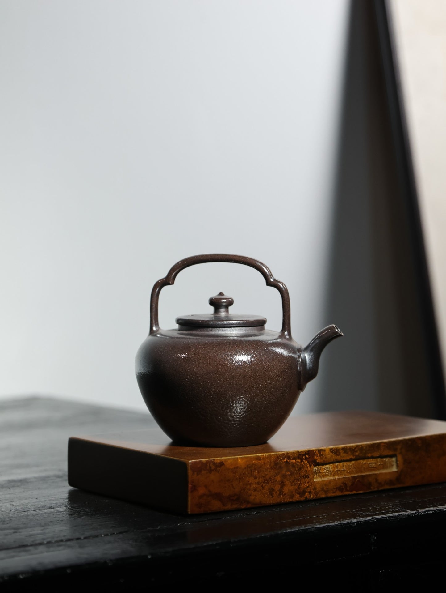 柴烧吴经提梁 |【高温泥柴烧 手工制作 800cc 提梁壶 民间实力派作品】