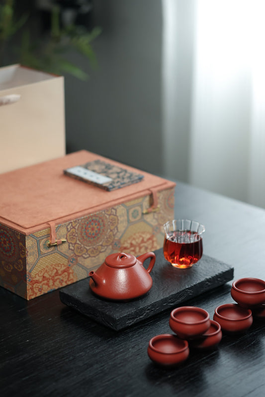 子冶礼盒套组 | 【全手工·手制·粗砂朱泥·颗粒感饱满·水色润泽·260cc】一壶六杯套组