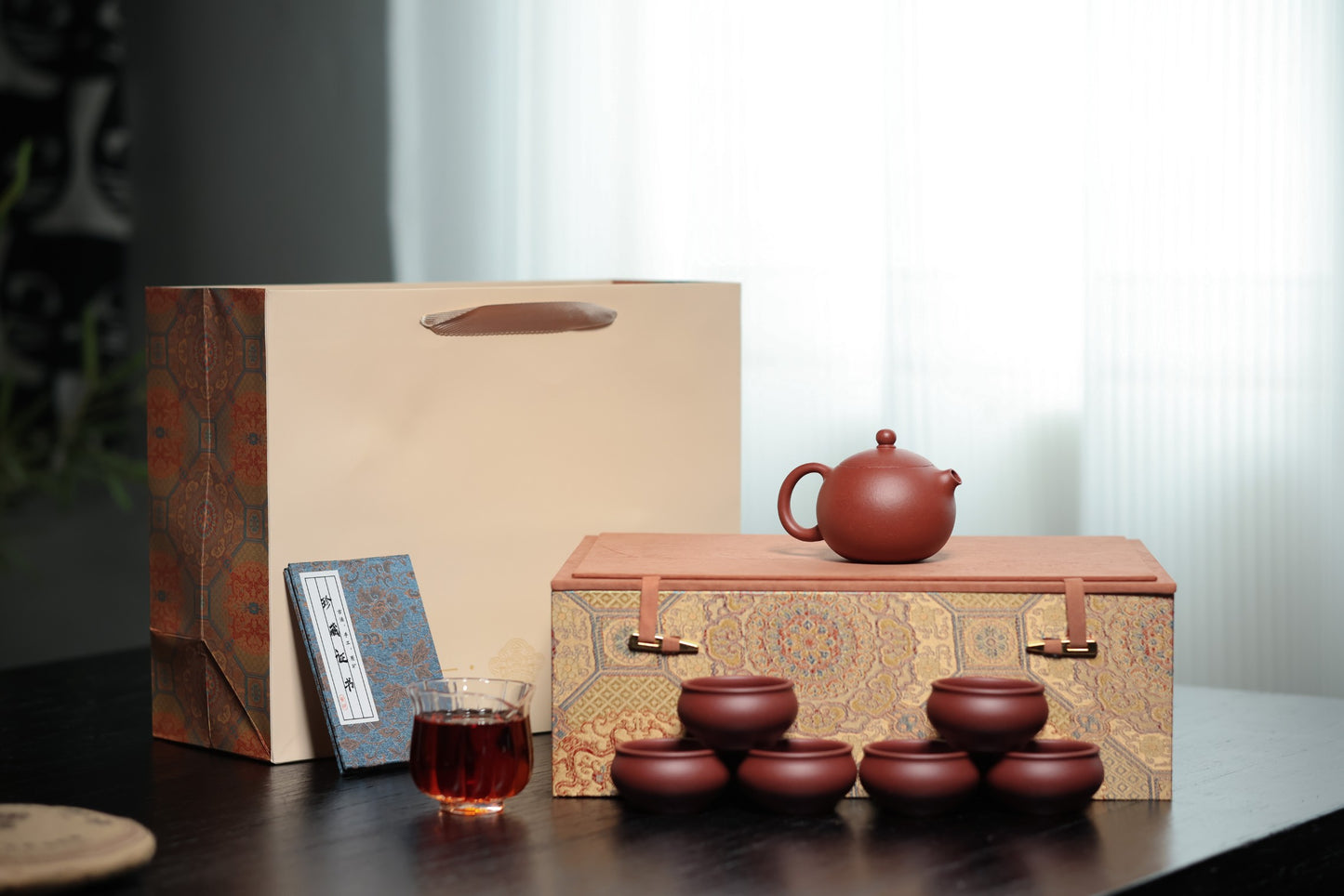 西施礼盒套组 | 【优质降坡泥·传统手制·半手工·经典传统器·180cc·9孔·实力派作品 一壶六杯】