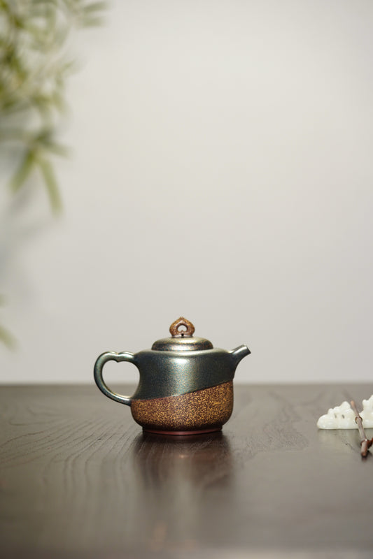 宗师泰斗·邱玉林·紫砂界的“国家名片”大国工匠原创佳作《大爱无疆壶》原矿极品底槽清·220cc