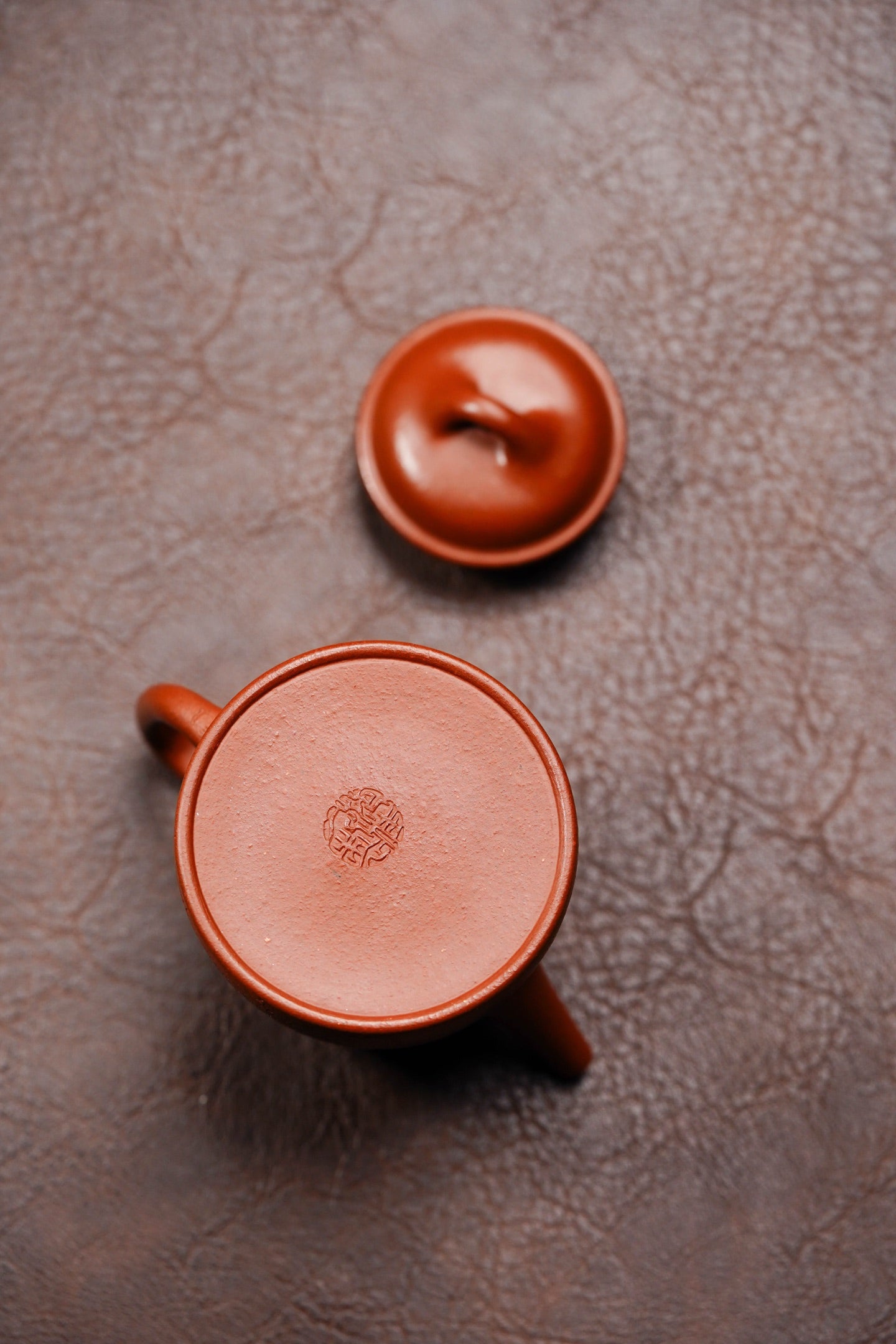 【名称】高瓢 【泥料】原矿朱泥 【容量】160CC 【作者】范佳一