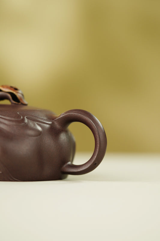 陈真藏品·匠心独运紫砂界原创仿生花器佼佼者·陈真制【生机壶】原矿极品老段泥·160cc