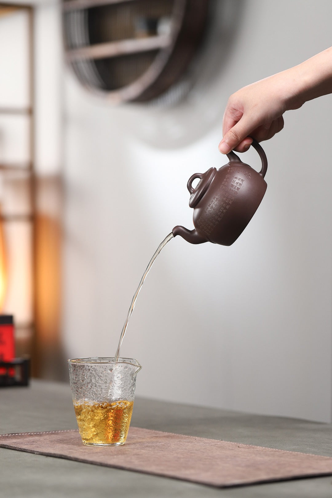 【如意壶】 刘惠清(国家级高级工艺美术师) 原矿紫泥 容量 280cc