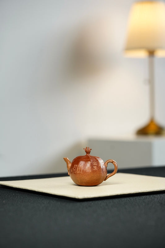 高端精品小石榴·手绘证书 极品老段泥·全手轻胚·100cc