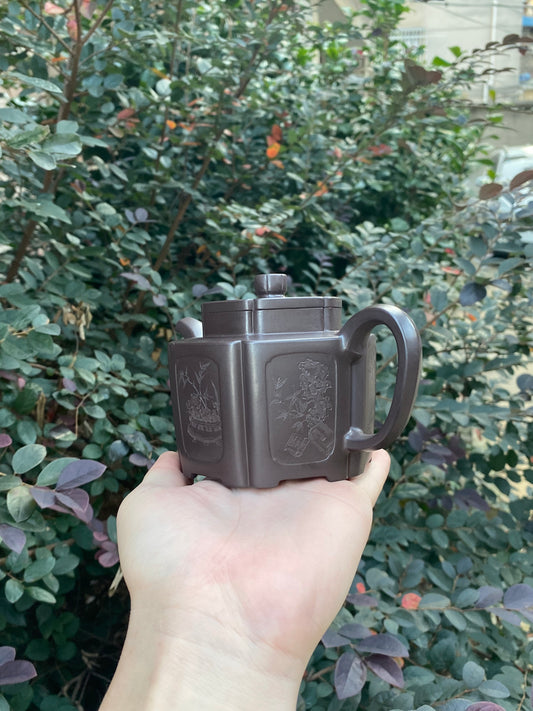 耿浩·方器臻藏 紫砂界80后方器巨匠扛鼎之作《明清家具窗壶》原矿极品老紫泥·330cc