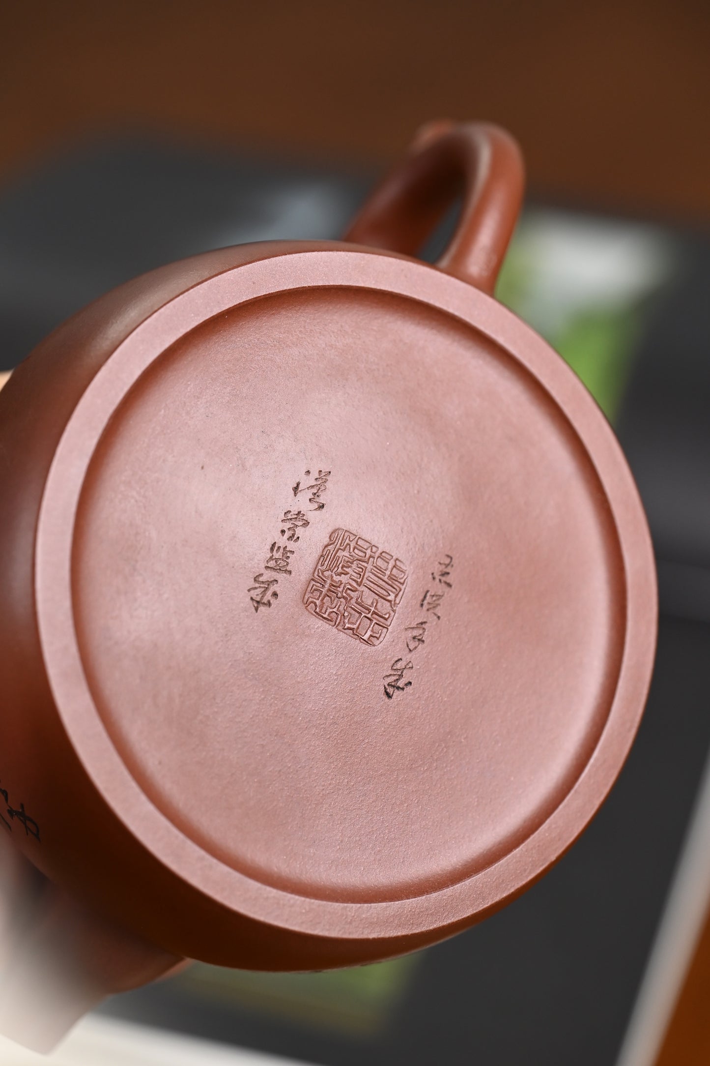 『井栏』 一厂老紫泥·容量640cc·26孔出水·史志洪 国家级高级工艺美术师