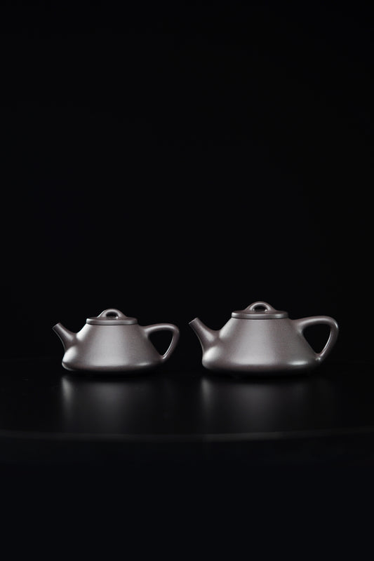 【清雅佳品】紫砂九隽·喻小芳高徒·正高级工艺美术师·沈更轶全手工制《子冶石瓢》原矿优质天清泥·小180cc·大280cc