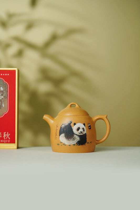 【高奢重器·国宝传世】龚金良大师绘国宝熊猫《秦权壶》原矿优质黄金段泥 380cc
