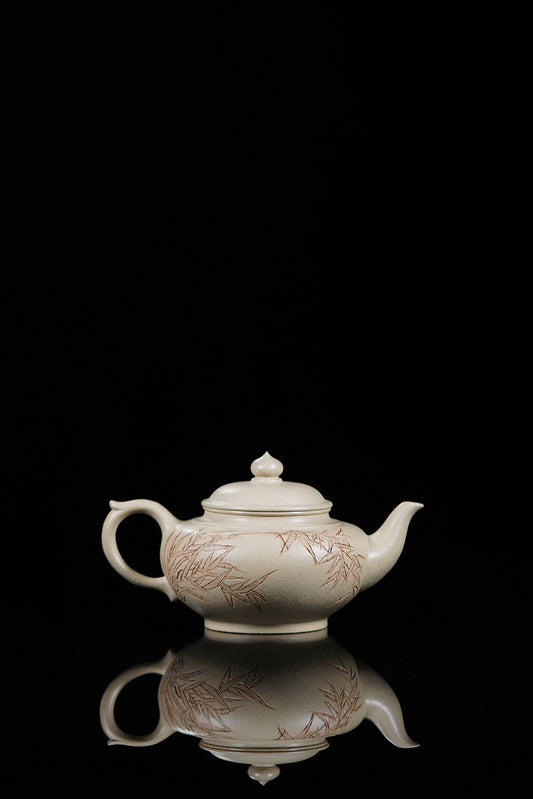 储立之大师传世典藏重器《笑樱壶》是礼藏双宜首选的高端艺术品! ——原矿优质 本山绿泥·380cc