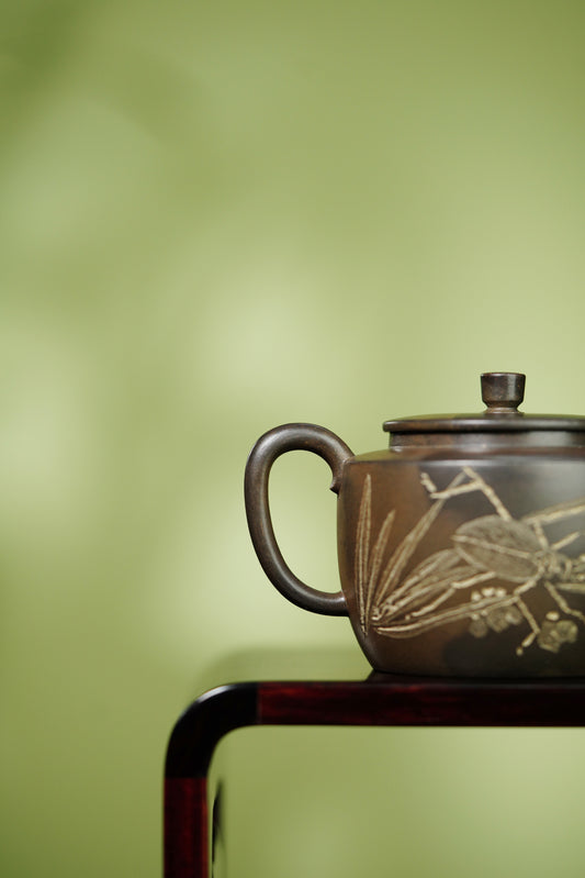 蒋琰滨大师高奢潜力臻品【汲古壶】刀笔双绝——原矿优质老紫泥柴烧·170cc——宜兴市陶刻协会会长·蒋琰滨·亲工