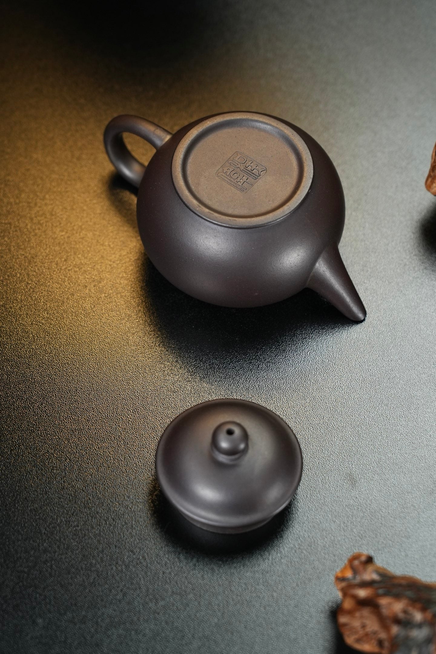 【花语·把玩器】 原矿优质黄金段泥·120cc·内推孔