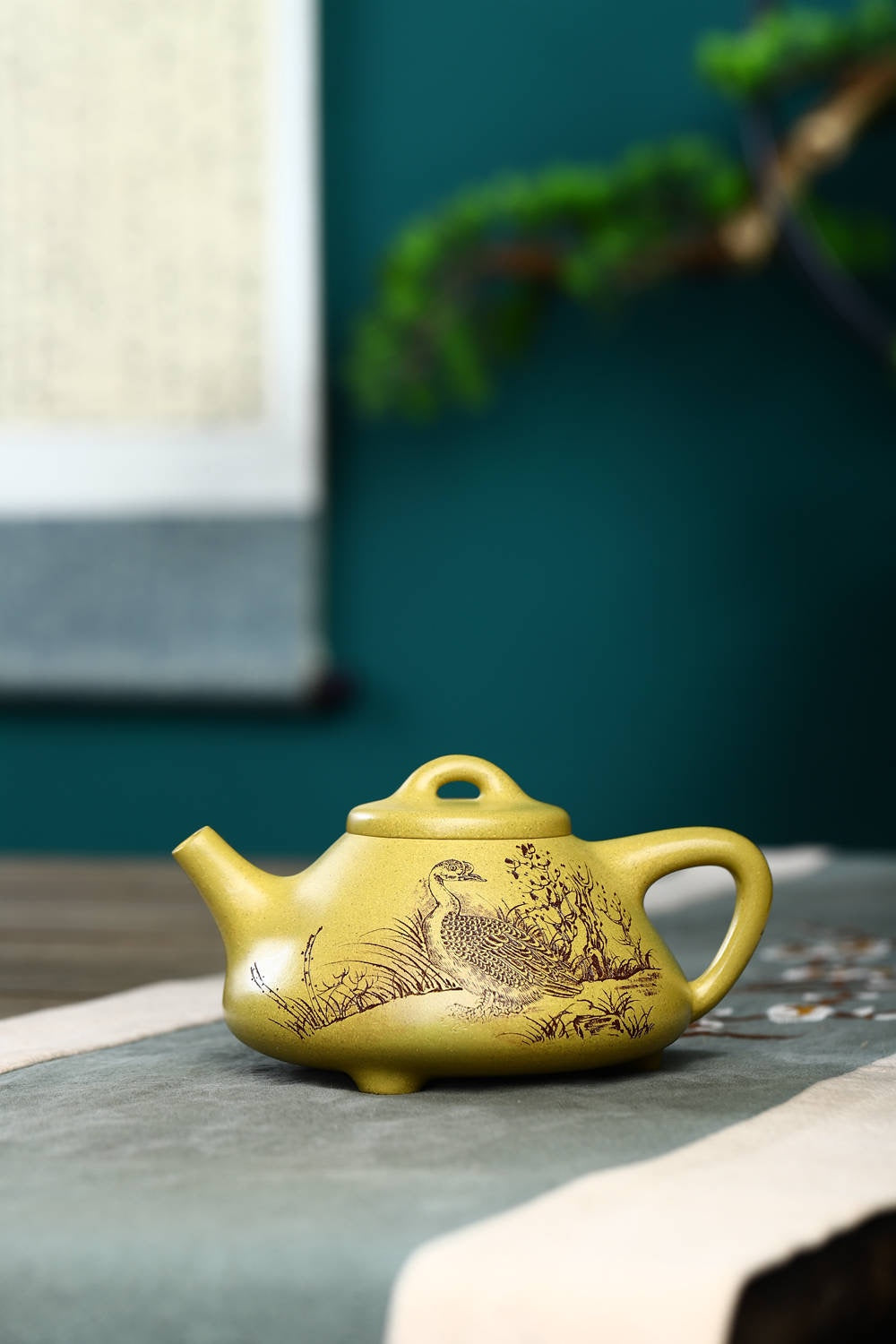 双工合作【子冶石瓢】 原矿冷黄金 容量280cc 作者钱云娇 国家级工艺美术师 刻绘 鲁号 国家级工艺美术师