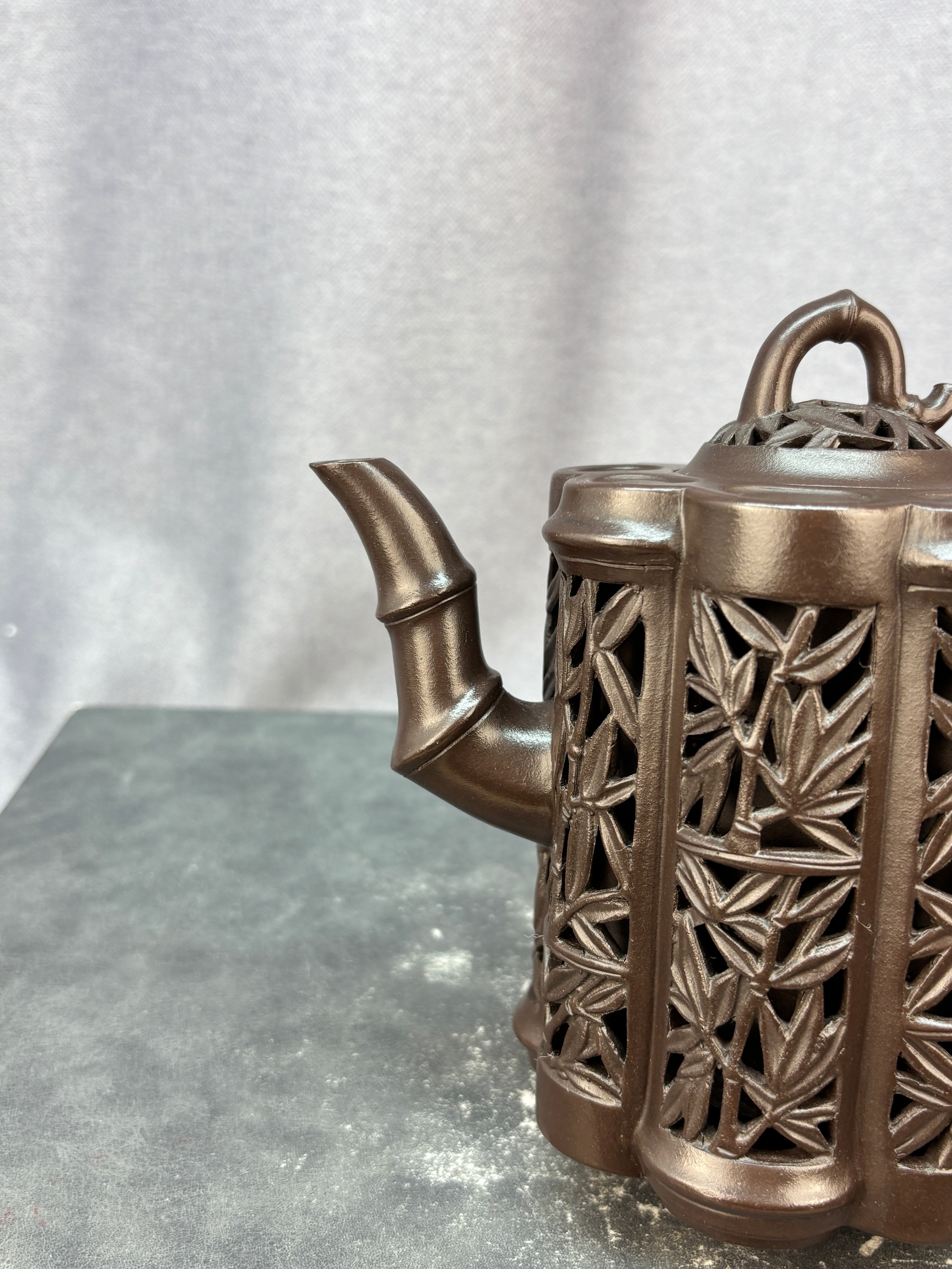 程辉大师 紫砂界的功勋级领军人物·精品佳作《玲珑八竹》原矿极品老紫泥 300cc