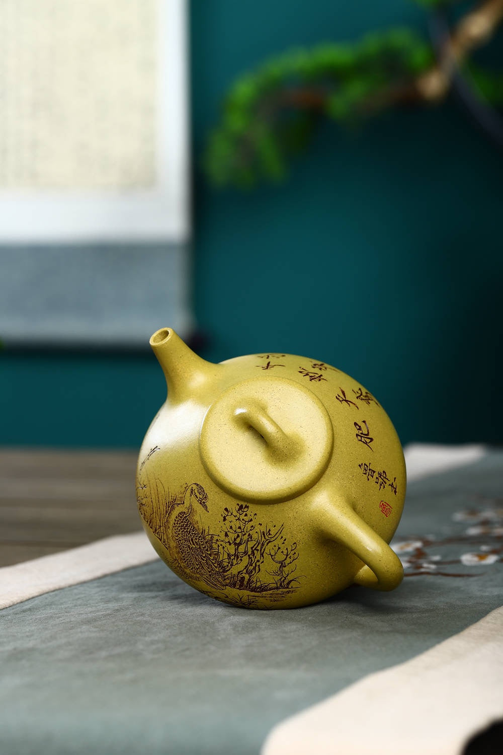 双工合作【子冶石瓢】 原矿冷黄金 容量280cc 作者钱云娇 国家级工艺美术师 刻绘 鲁号 国家级工艺美术师