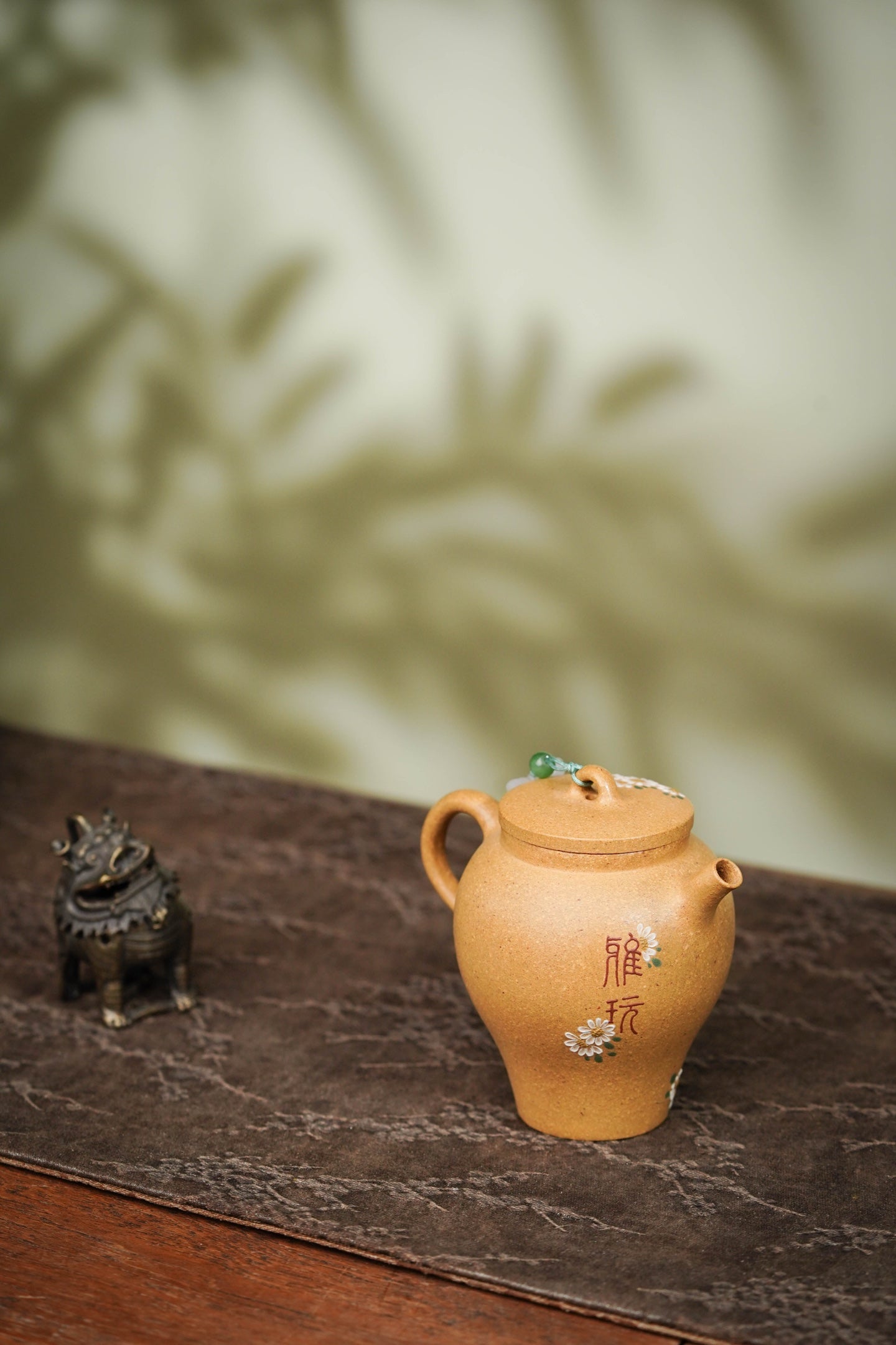 宫灯·泥绘雏菊 容量130cc 原矿黄金段