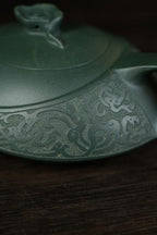 范大生嫡脉·江苏省大师范秀芳·紫砂臻品《青云志壶》传世收藏·礼赠双绝重器！  ——九龄君子兰 230cc（入册款代表作）