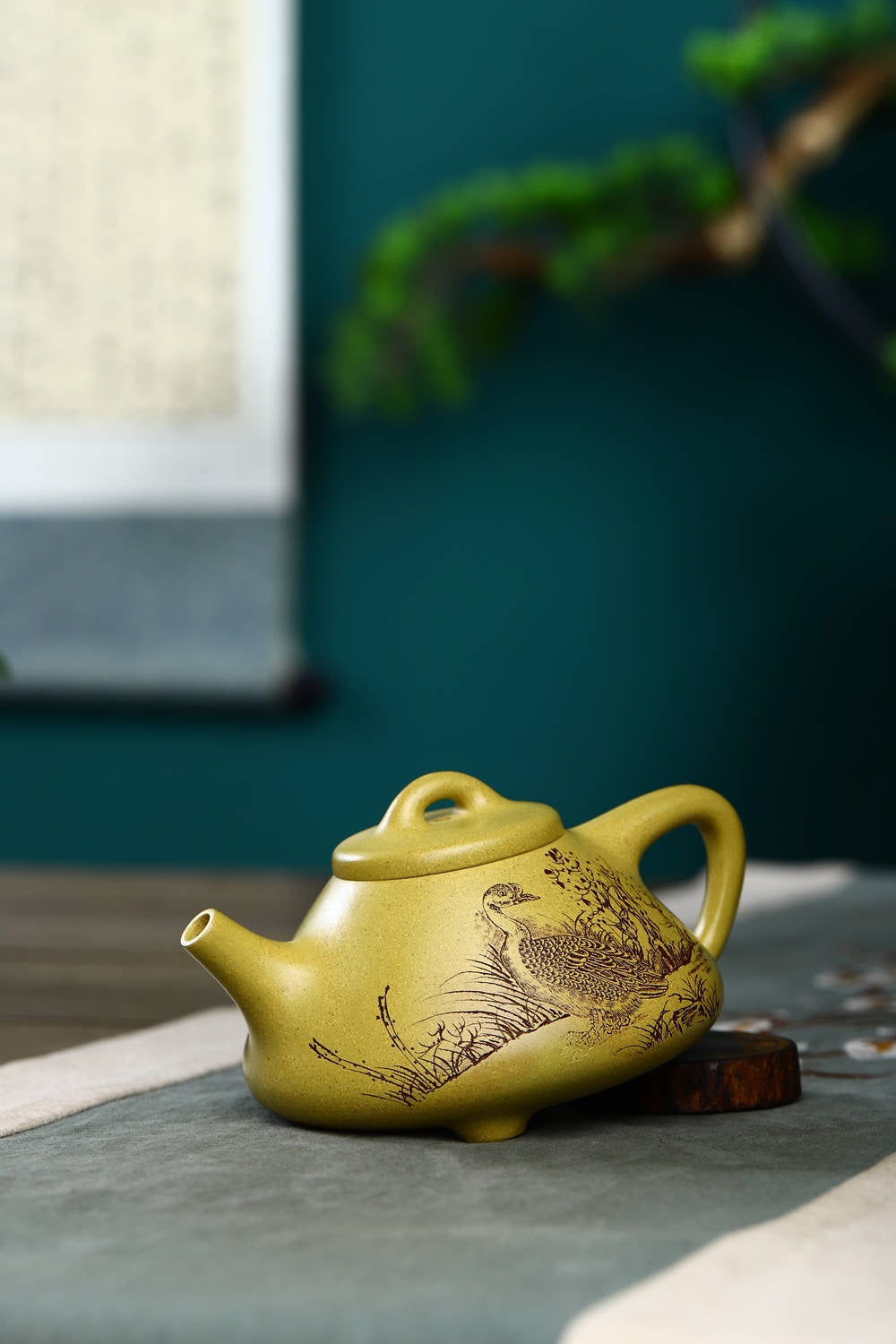 双工合作【子冶石瓢】 原矿冷黄金 容量280cc 作者钱云娇 国家级工艺美术师 刻绘 鲁号 国家级工艺美术师