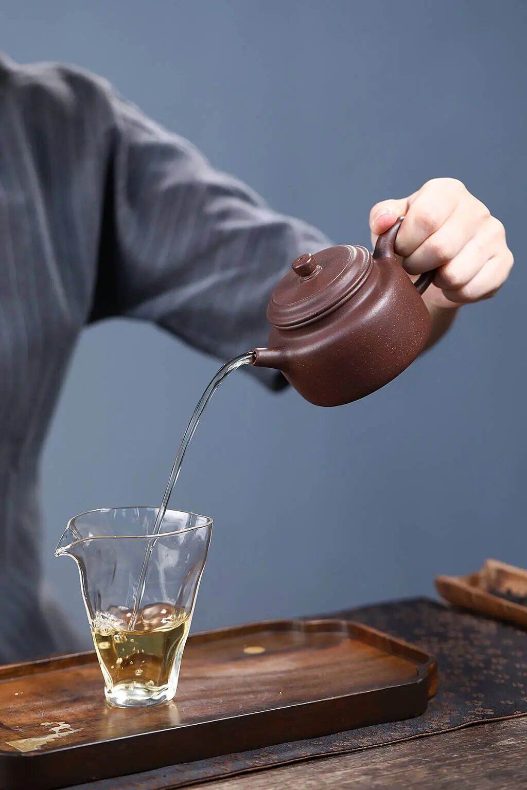 全手工紫茄泥手工定制德钟壶光素器紫砂壶典范