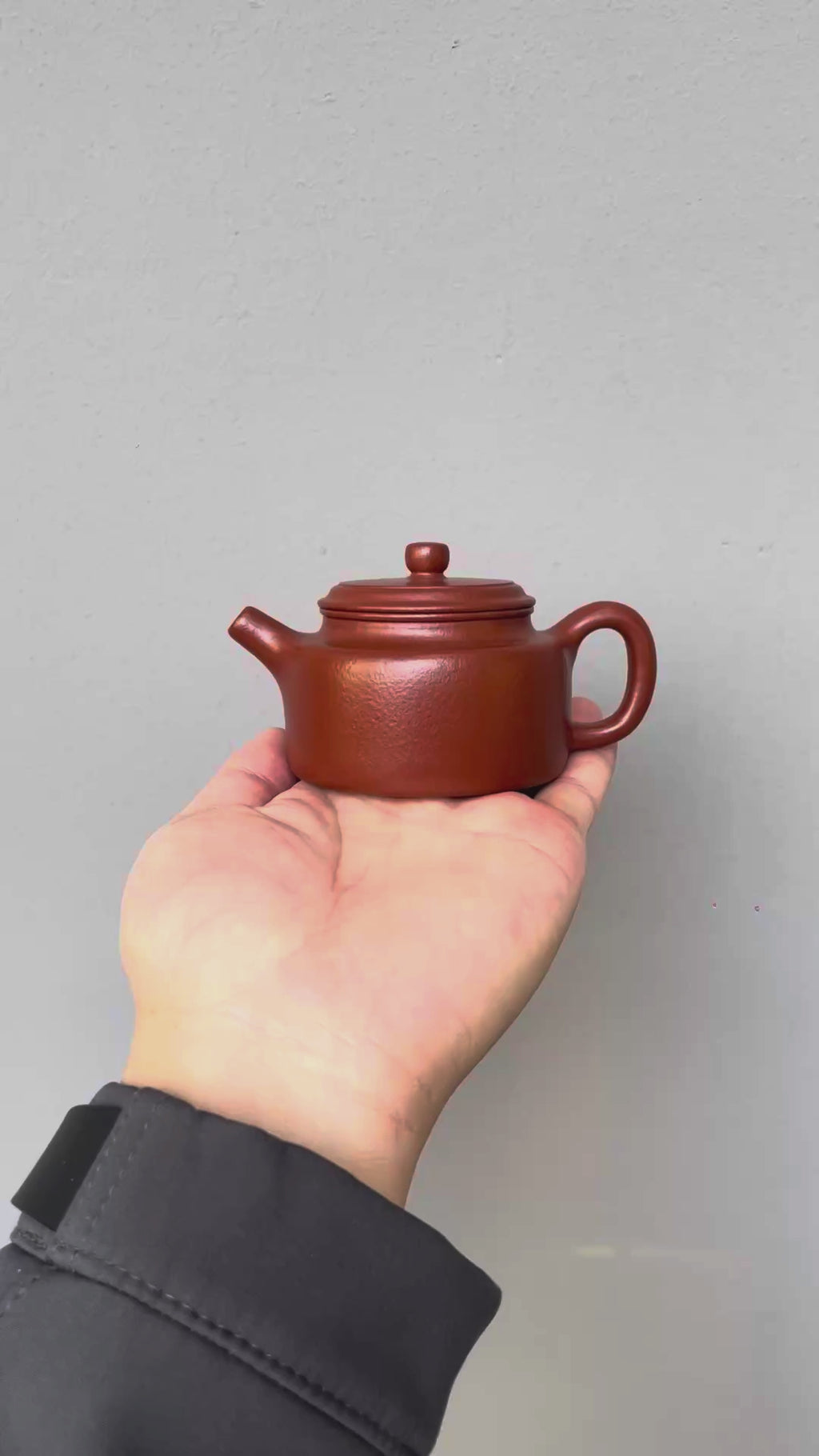 范泽锋大师高徒·省大师邱爽紫砂潜力重器【德钟壶】原矿优质粗砂朱泥·110cc