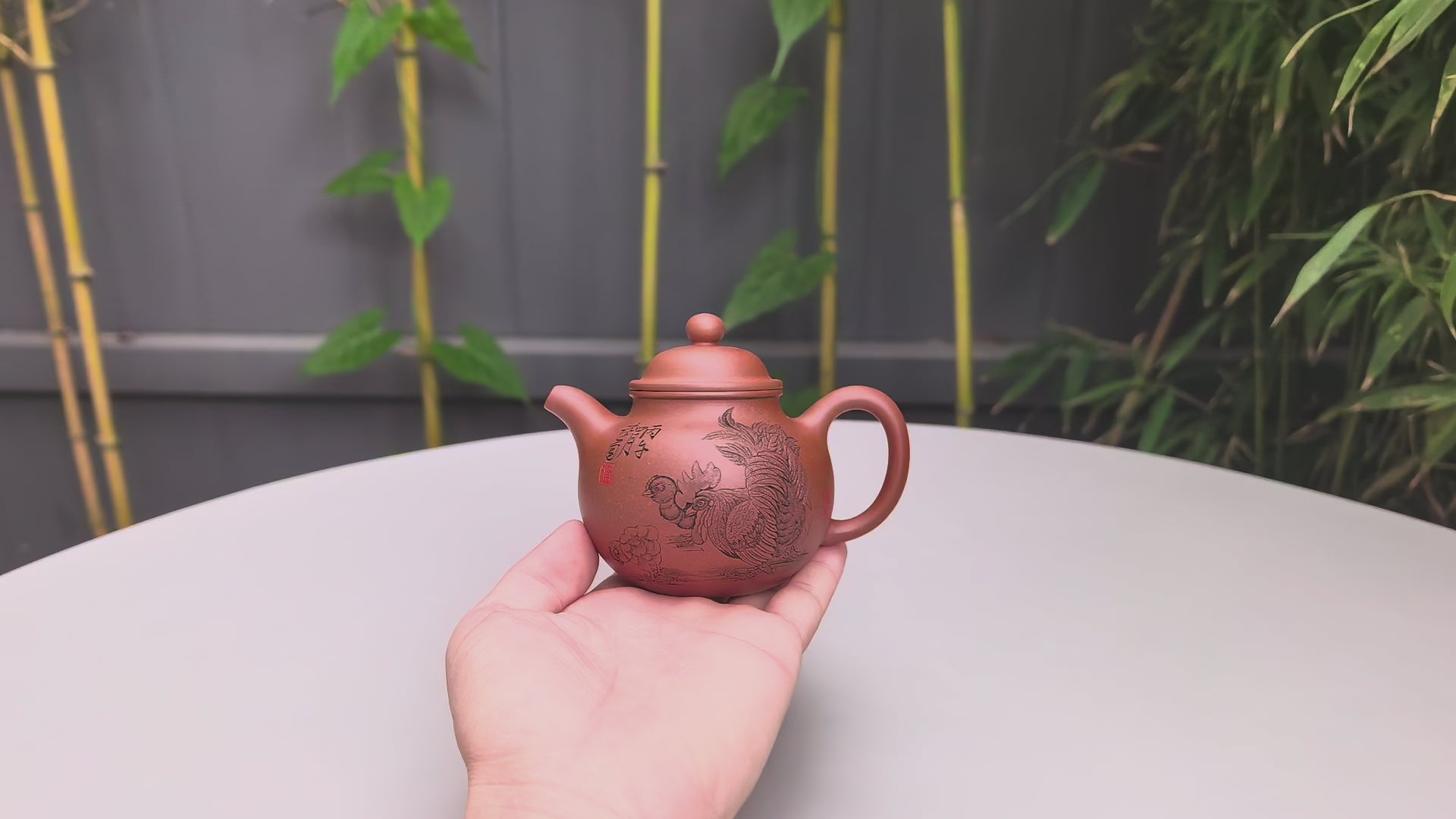 中华神刀·刻绘巅峰 杨喜雨大师陶刻巅峰臻品《掇球壶》原矿极品底槽清·180cc