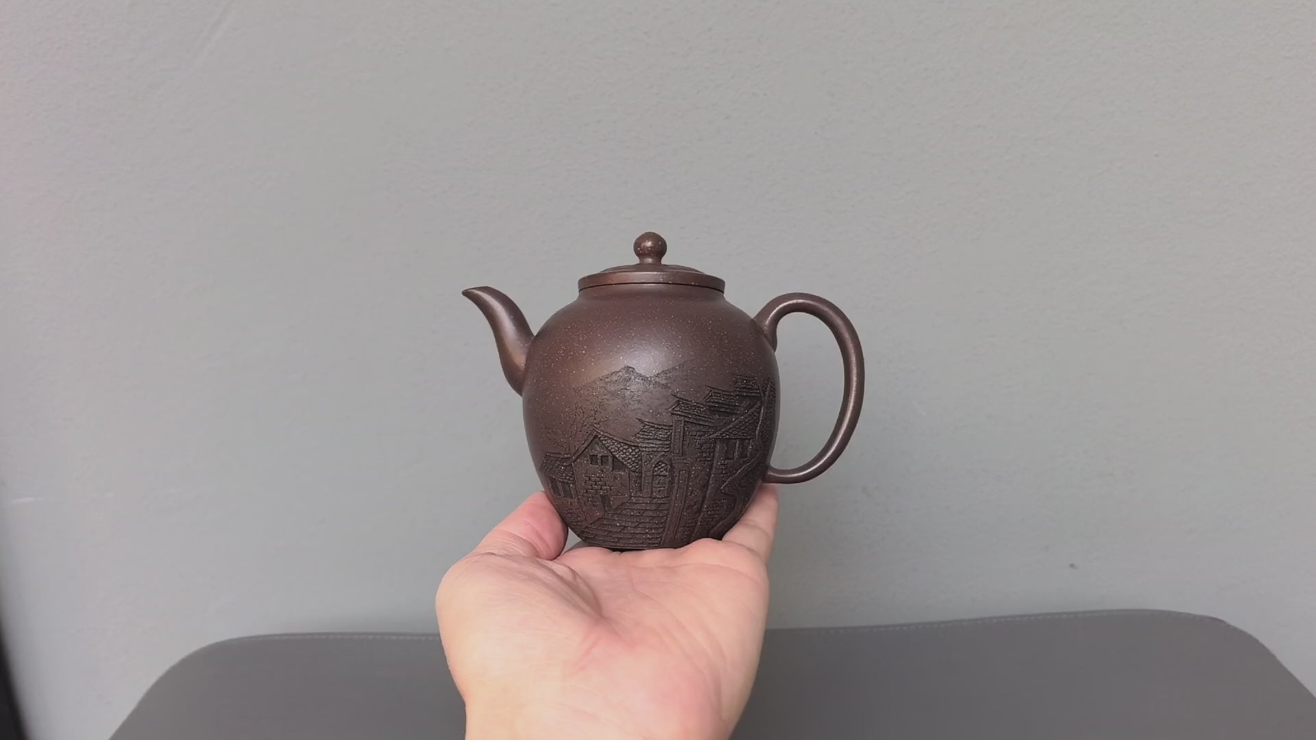 储立之大师｜中国陶瓷艺术终身成就奖获得者｜典藏重器【菱花橄榄壶】原矿优质紫玉金砂·300cc