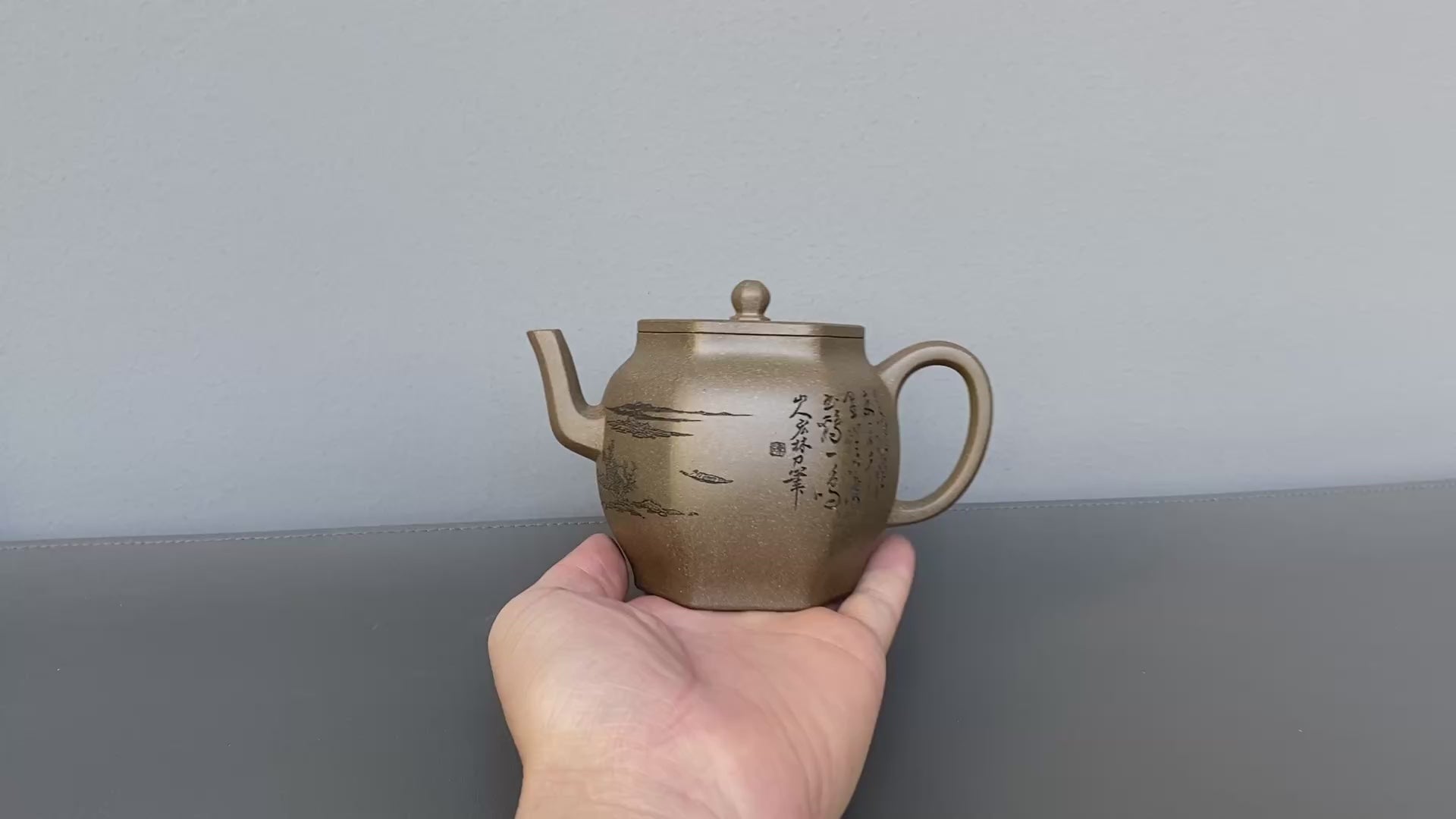 宏林山水·礼藏天下｜陈宏林大师传世巅峰臻品【六方宫灯壶】原矿极品松华青段·260cc