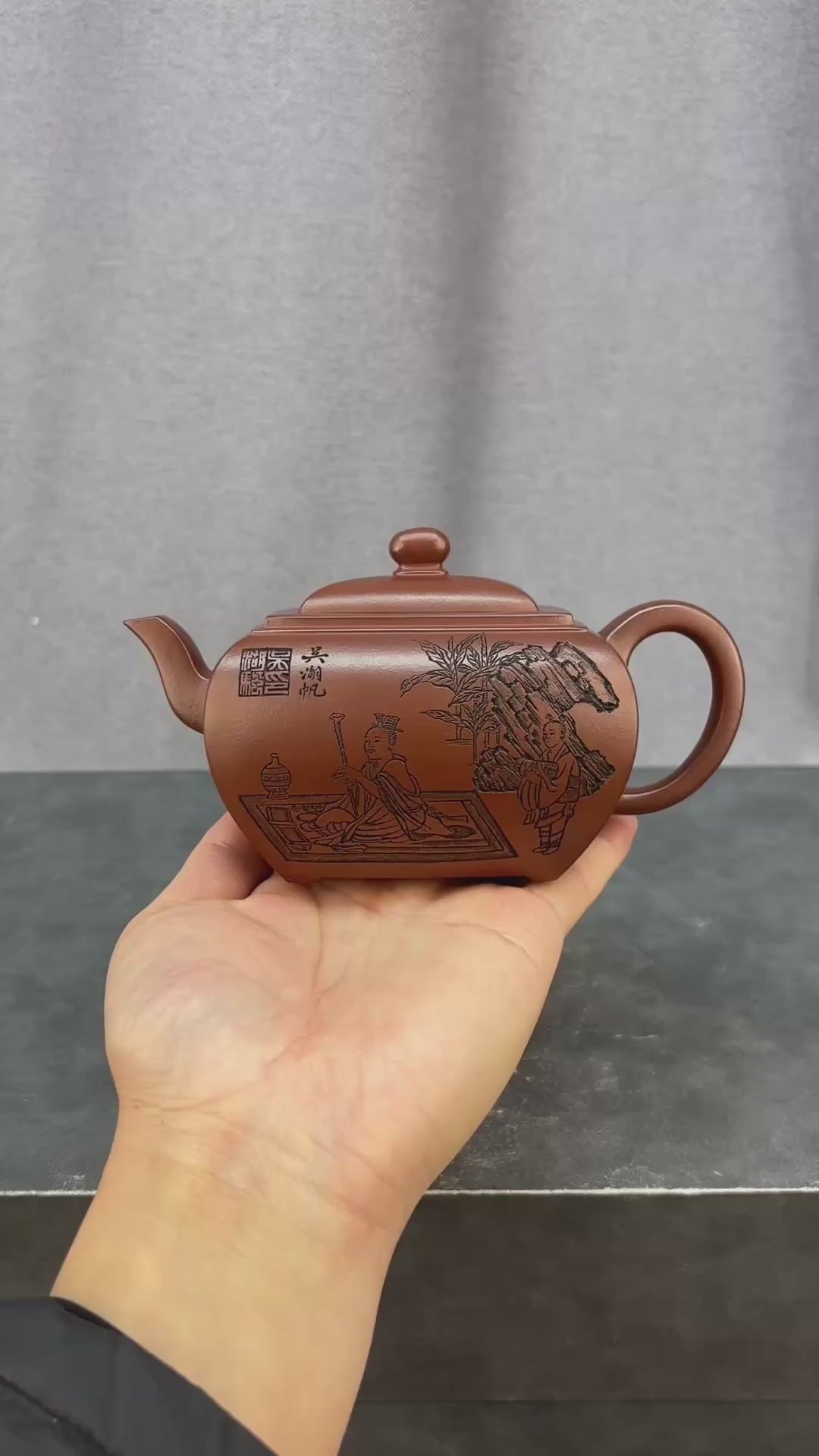程辉大师佳作福利·紫砂界的功勋级重器《鸣远丁卯壶》原矿极品老紫泥 430cc