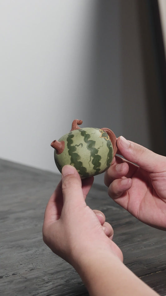 西瓜壶 | 特惠西瓜【全手工手制·瓜果仿生器·学院派·薄胎·紫泥粉浆·容量150cc】