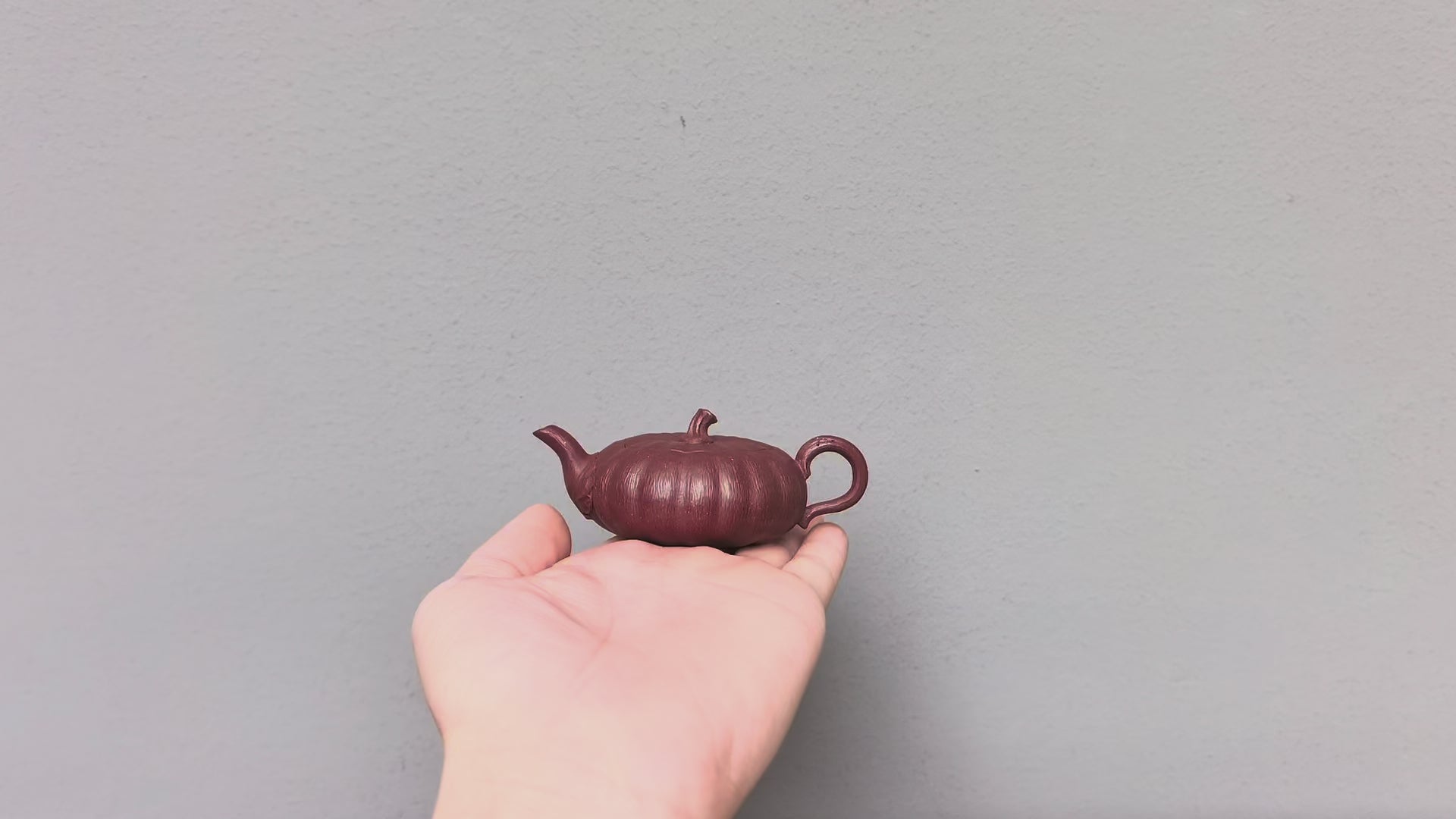 超级小南瓜（双色款）·70CC精品把玩器，内推球孔 手工制作·高端茶客必备 小草书文气十足 原矿老紫泥