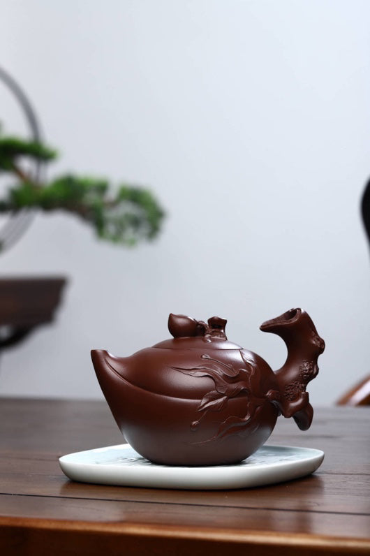 【圣桃】[玫瑰]黄龙山原矿老紫泥（泥料非常細，极其润）450Cc  （陈玉兰）国家级工艺美术师