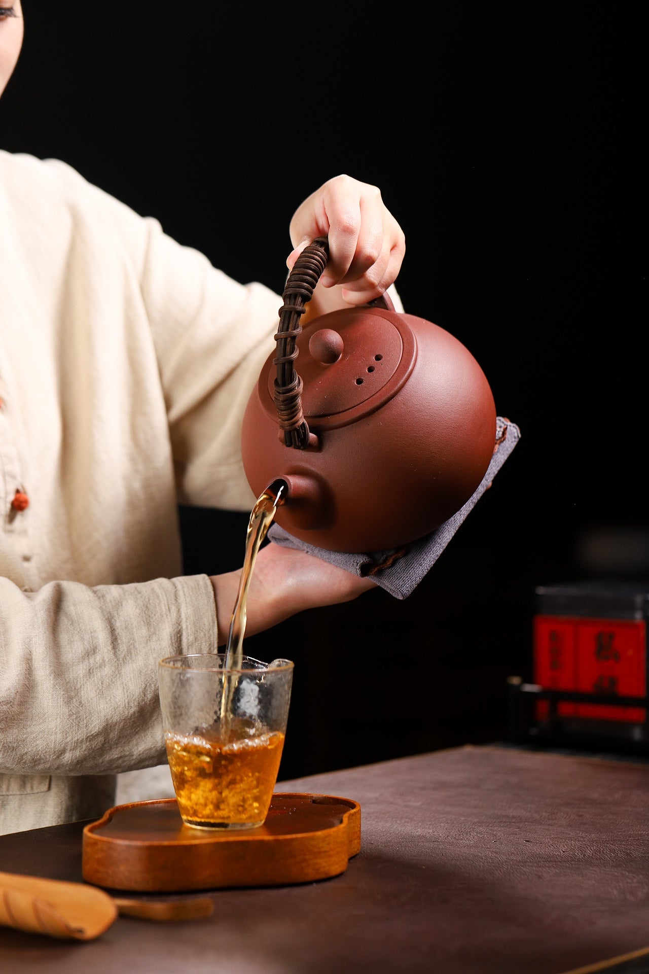 紫砂养生【藤把煮茶壶】1500cc煮茶壶明火电陶炉煤气灶都可烧