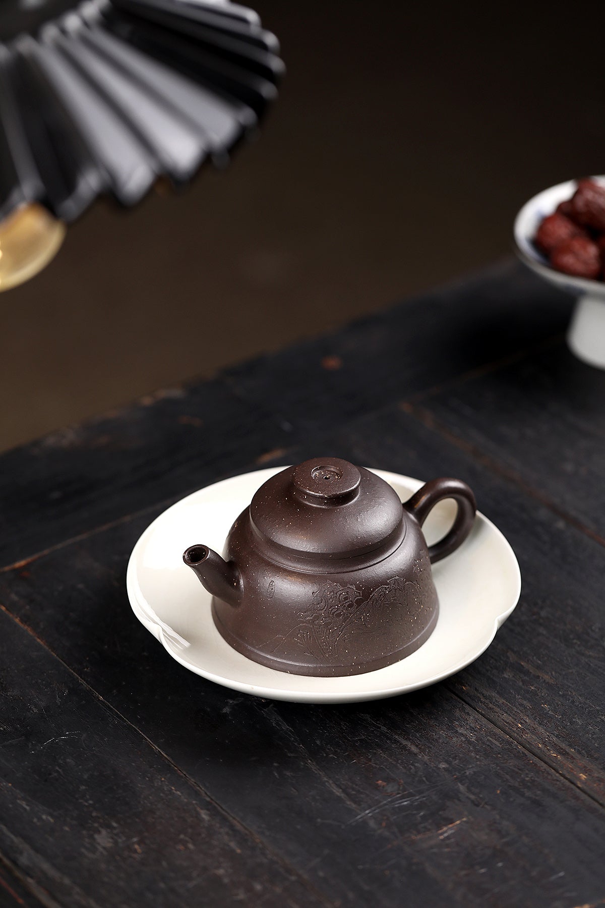 【扁觯】 泥料乌金砂 容量200cc 作者 蒋鹏