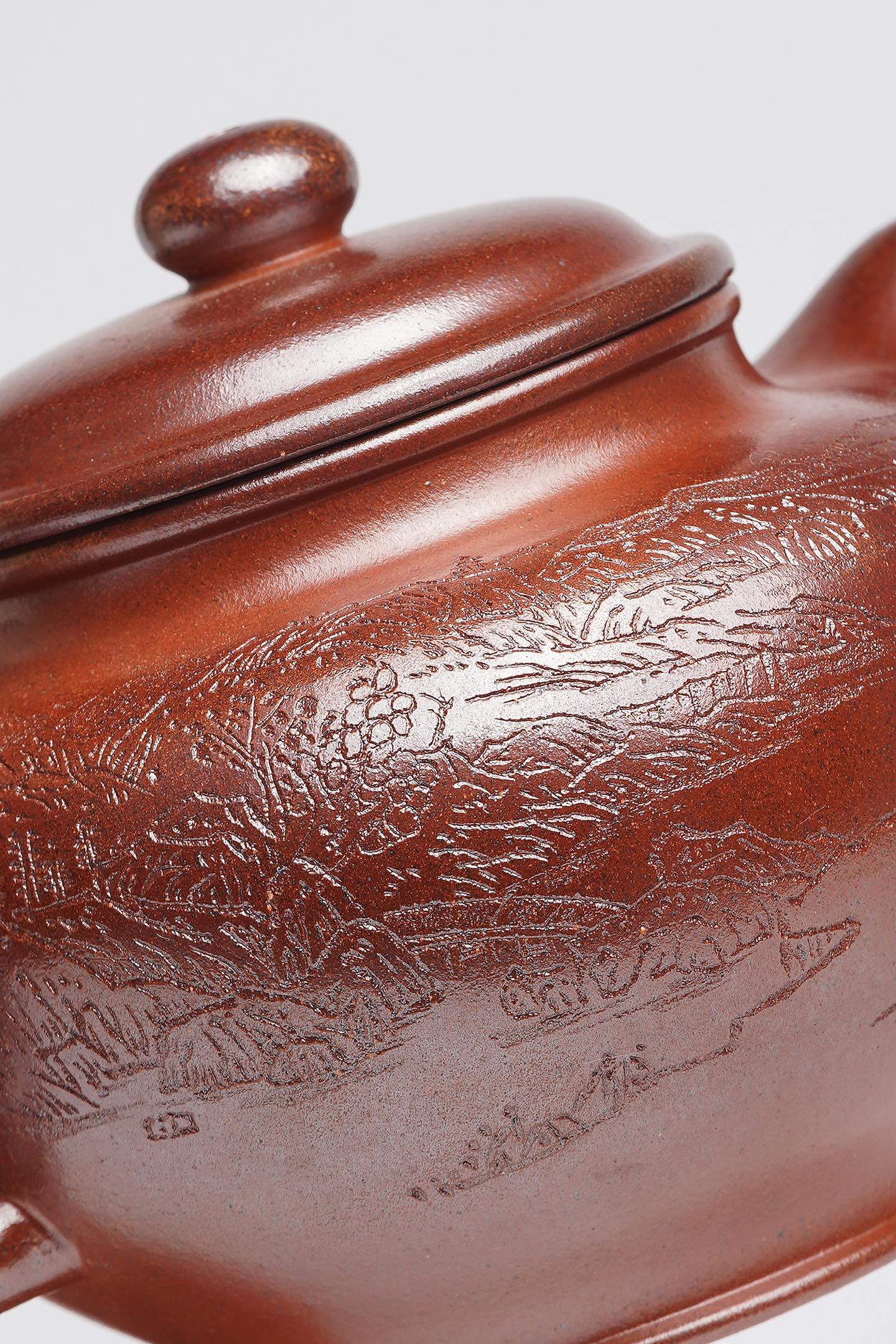 戴静波 【壶名】掇只 【泥料】极品红砂段 【容量】260cc