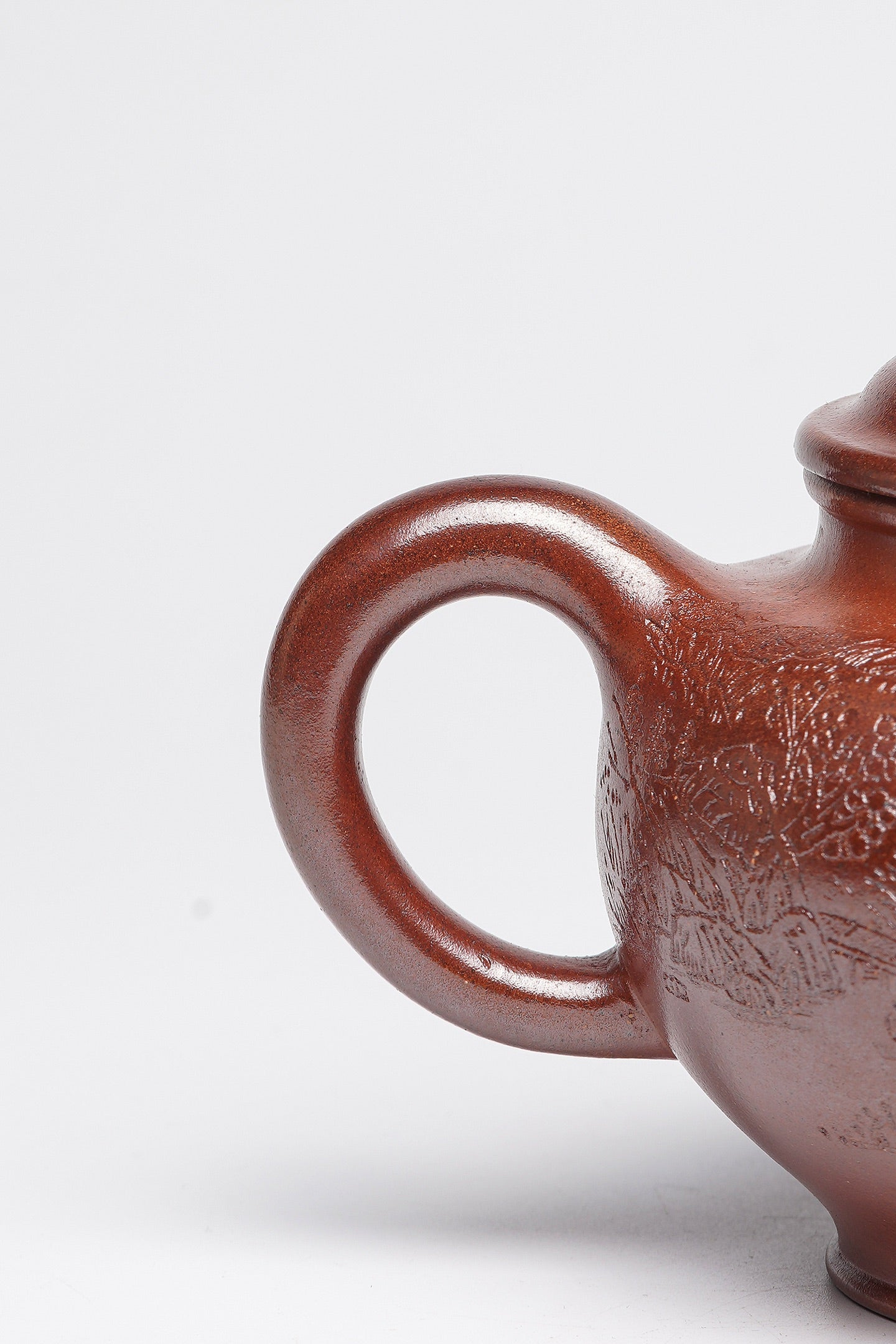 戴静波 【壶名】掇只 【泥料】极品红砂段 【容量】260cc