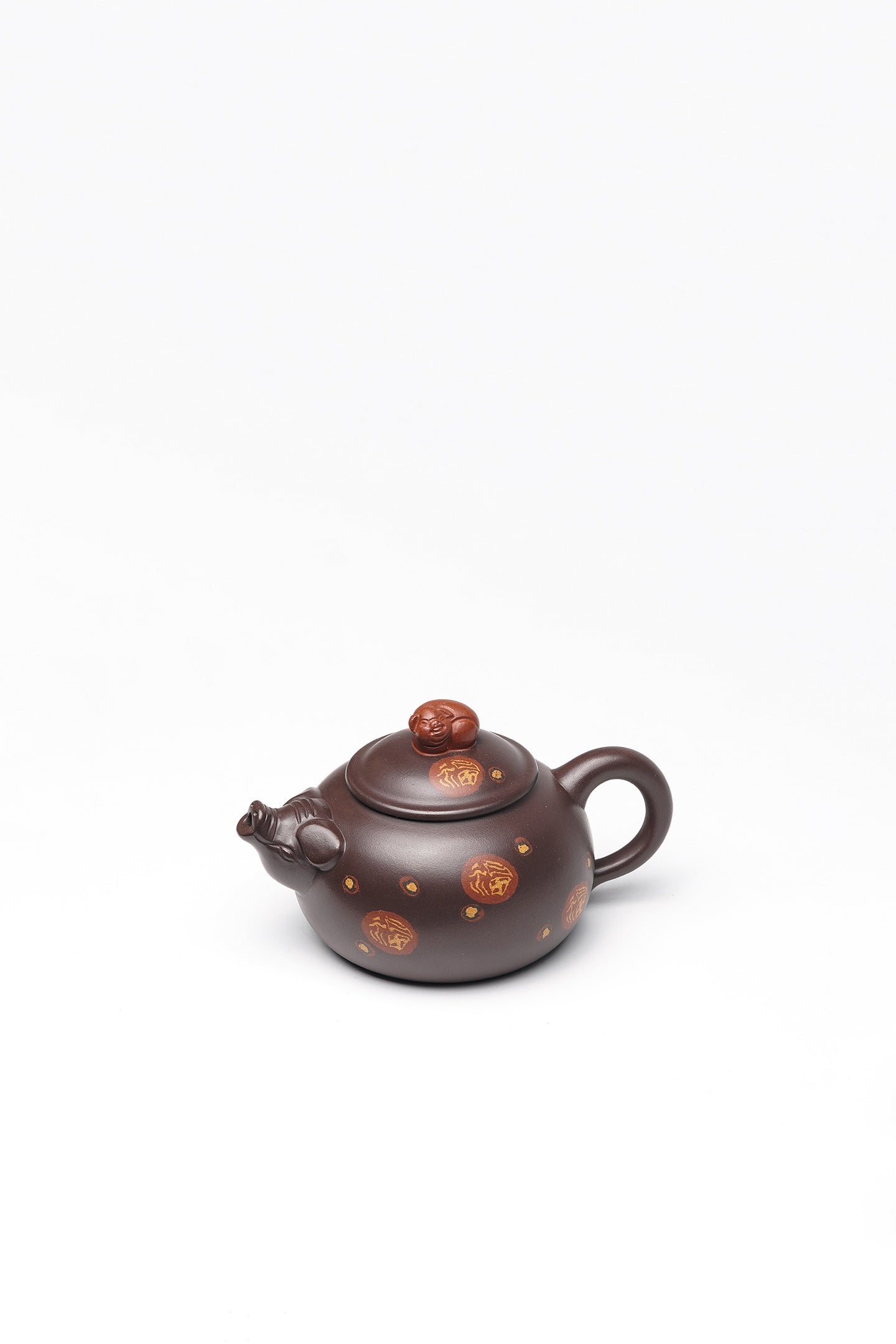 戴静波 【壶名】金猪纳福 【泥料】极品紫泥 【容量】210cc