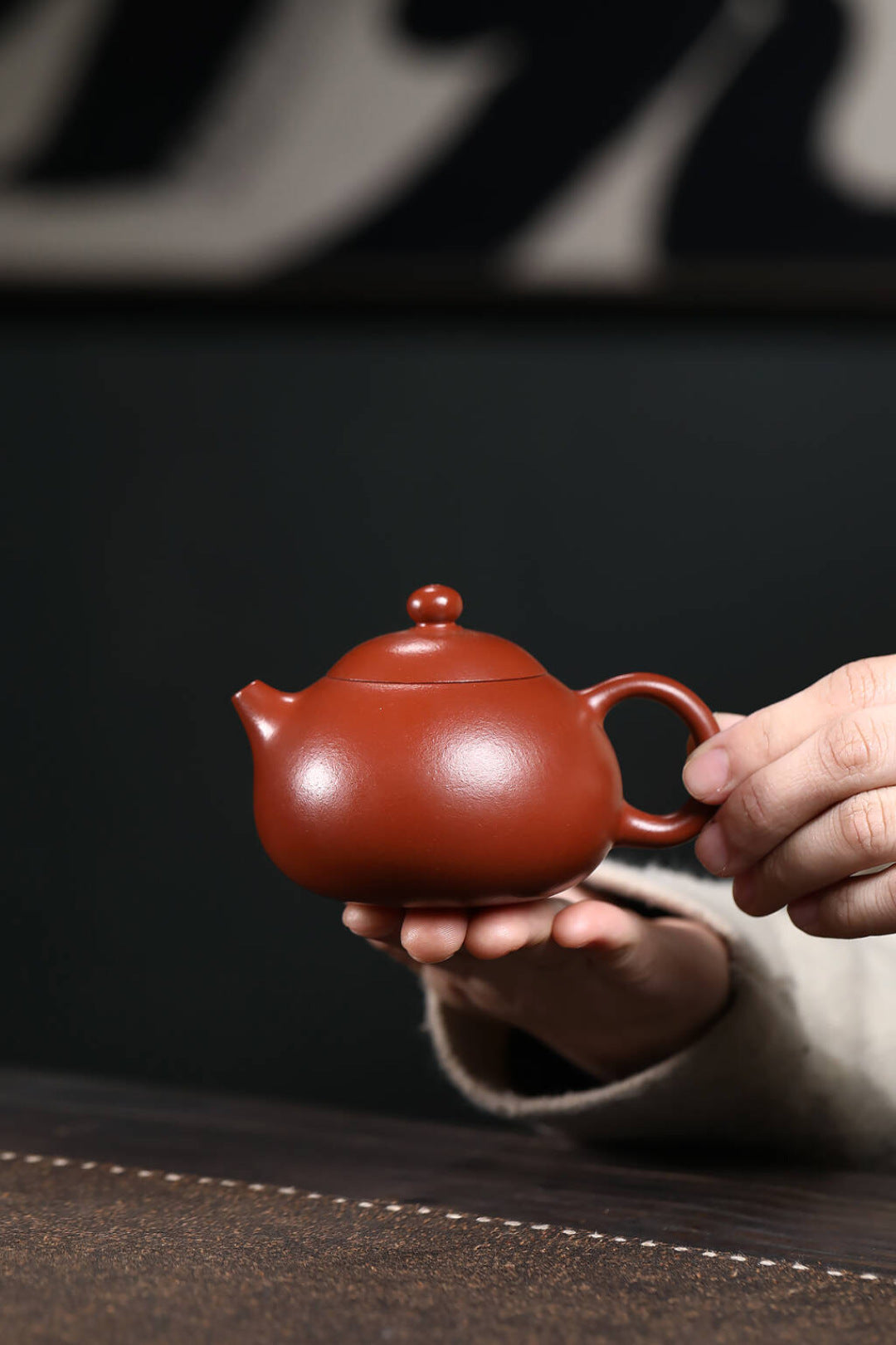 【豆蔻西施】极品粗砂朱泥 180cc内推球孔出水