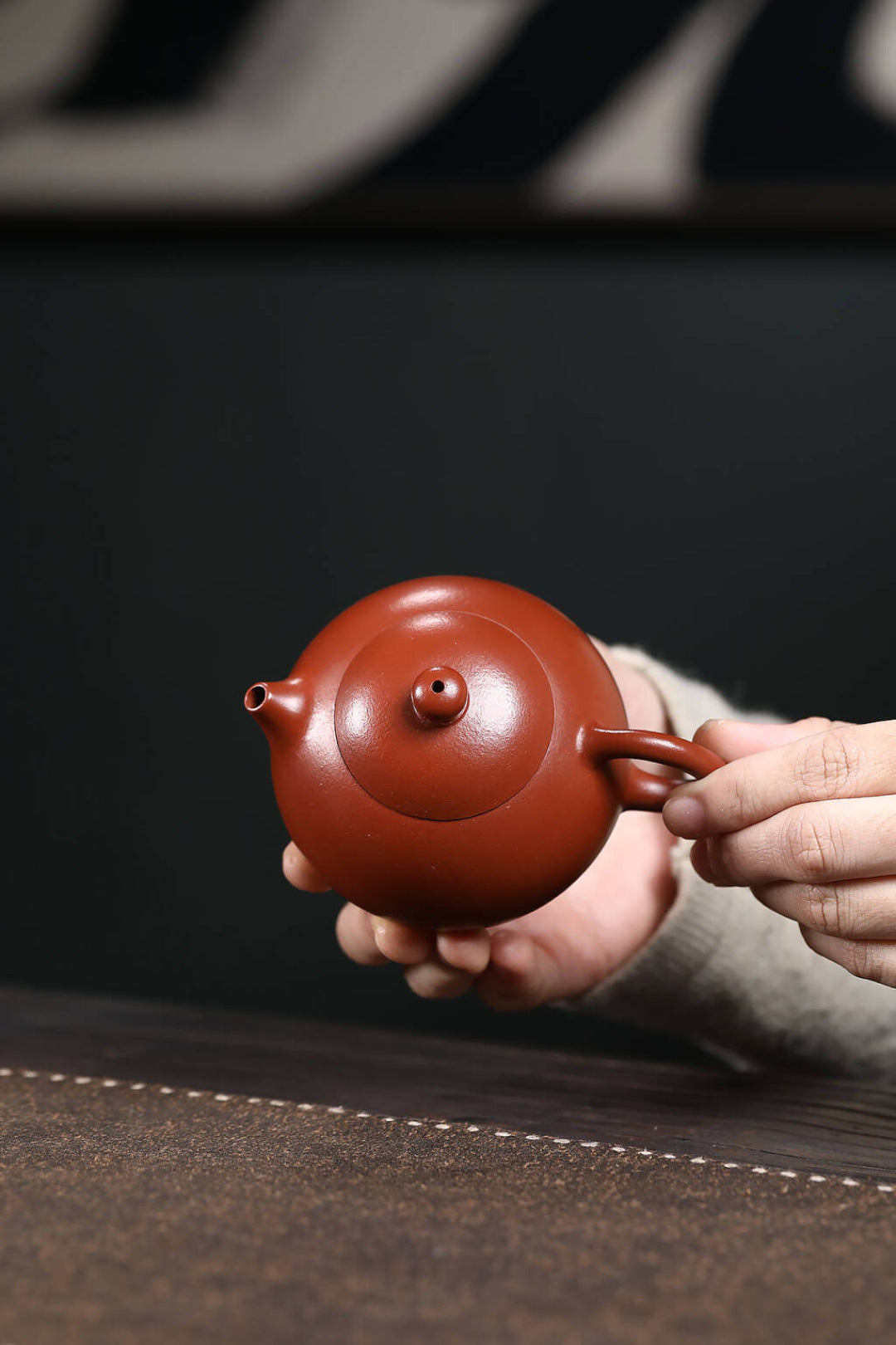 【豆蔻西施】极品粗砂朱泥 180cc内推球孔出水