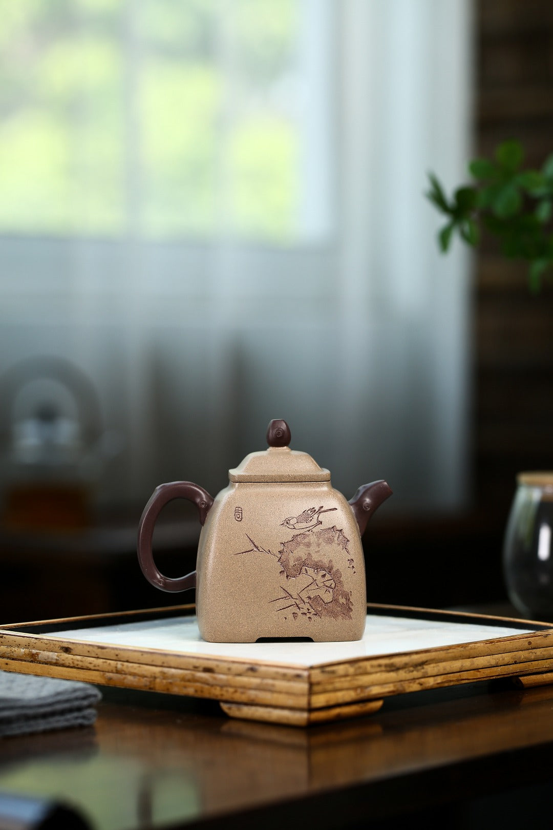 【小四方·梅】 刘彩萍（国家级工艺美术师） 原矿青段泥 容量 250cc